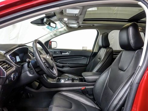 Used 2020 Ford Edge Titanium w/ Equipment Group 301A image 13