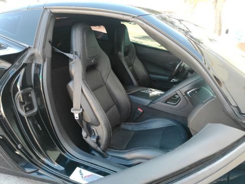 Used 2016 Chevrolet Corvette Z06 w/ 2LZ Preferred Equipment Group image 24