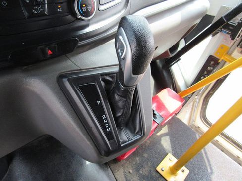 Used 2021 Ford Transit 350 DRW RWD image 29