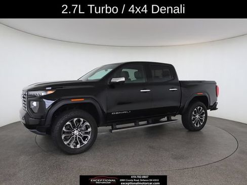 Used 2025 GMC Canyon Denali AWD/4WD image 4