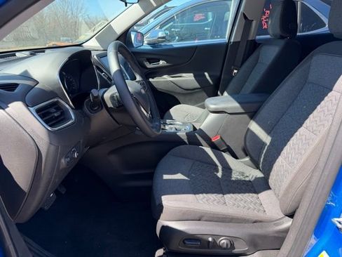 Used 2024 Chevrolet Equinox LT image 8