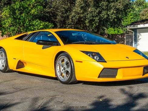 Used 2004 Lamborghini Murcielago Coupe image 12