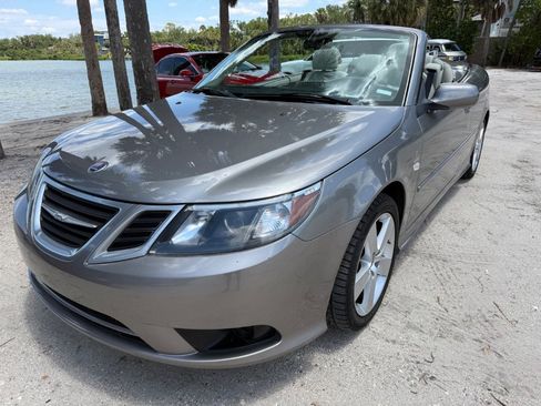 Used 2008 Saab 9-3 2.0T FWD image 2