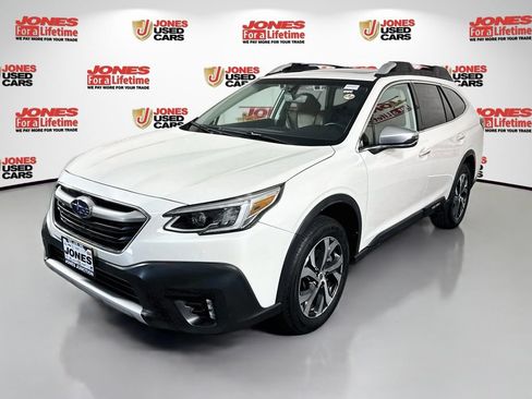 Used 2020 Subaru Outback Touring AWD/4WD image 13