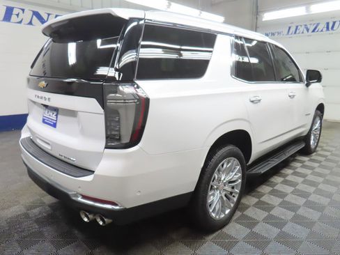 Used 2025 Chevrolet Tahoe Premier w/ Sun And Tow Package AWD/4WD image 5