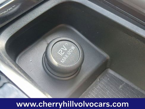 Certified 2023 Volvo XC90 B5 Core w/ Climate Package image 26