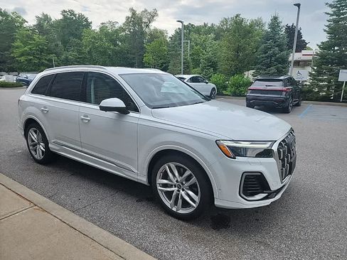 Certified 2025 Audi Q7 3.0T Premium Plus AWD/4WD image 20