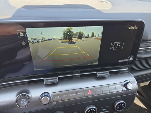 New 2026 Hyundai Kona SE image 17