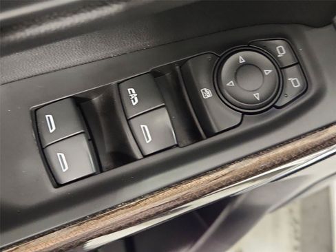Used 2020 Chevrolet Silverado 1500 LT w/ Texas Edition RWD image 21
