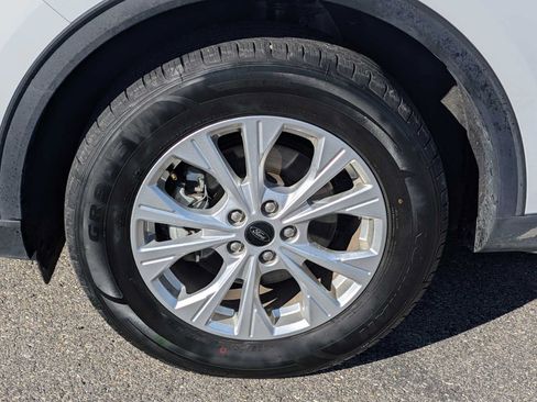 Certified 2025 Ford Escape Active AWD/4WD image 12