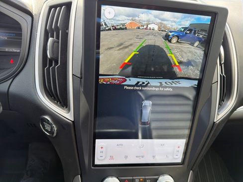 Used 2022 Ford Edge SEL w/ Convenience Package image 19