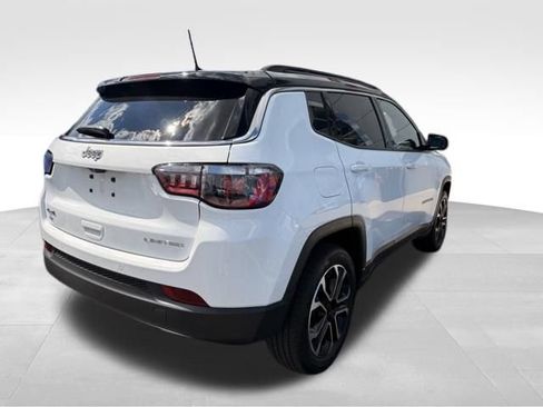 Used 2023 Jeep Compass Limited AWD/4WD image 6