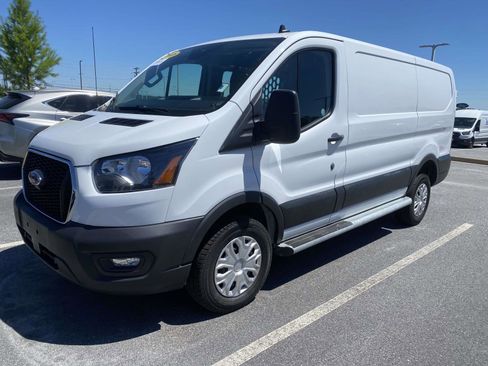 Certified 2025 Ford Transit 250 Low Roof w/ Exterior Upgrade Package RWD image 3