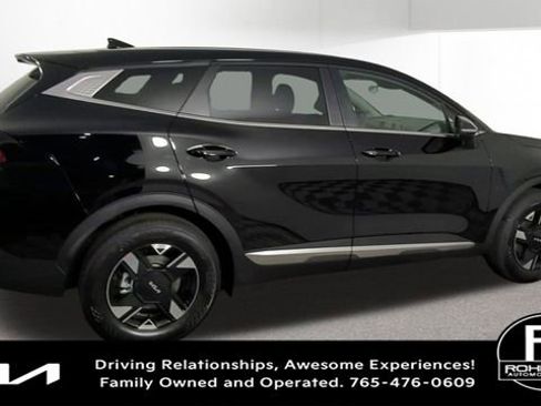 New 2026 Kia Sportage LX image 10