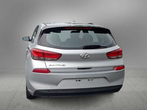 Used 2018 Hyundai Elantra GT w/ Style Package 02 FWD image 7