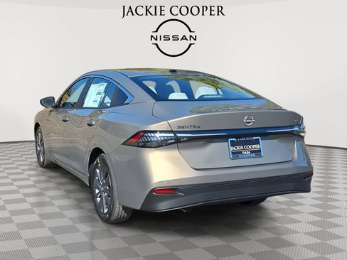 New 2026 Nissan Sentra SL w/ Floor Mat Package FWD image 6