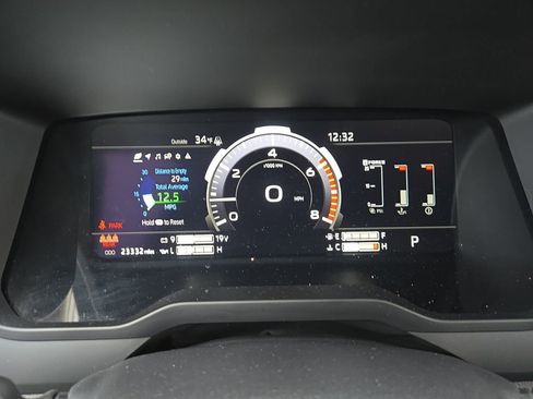 Used 2024 Toyota Tundra Limited image 21