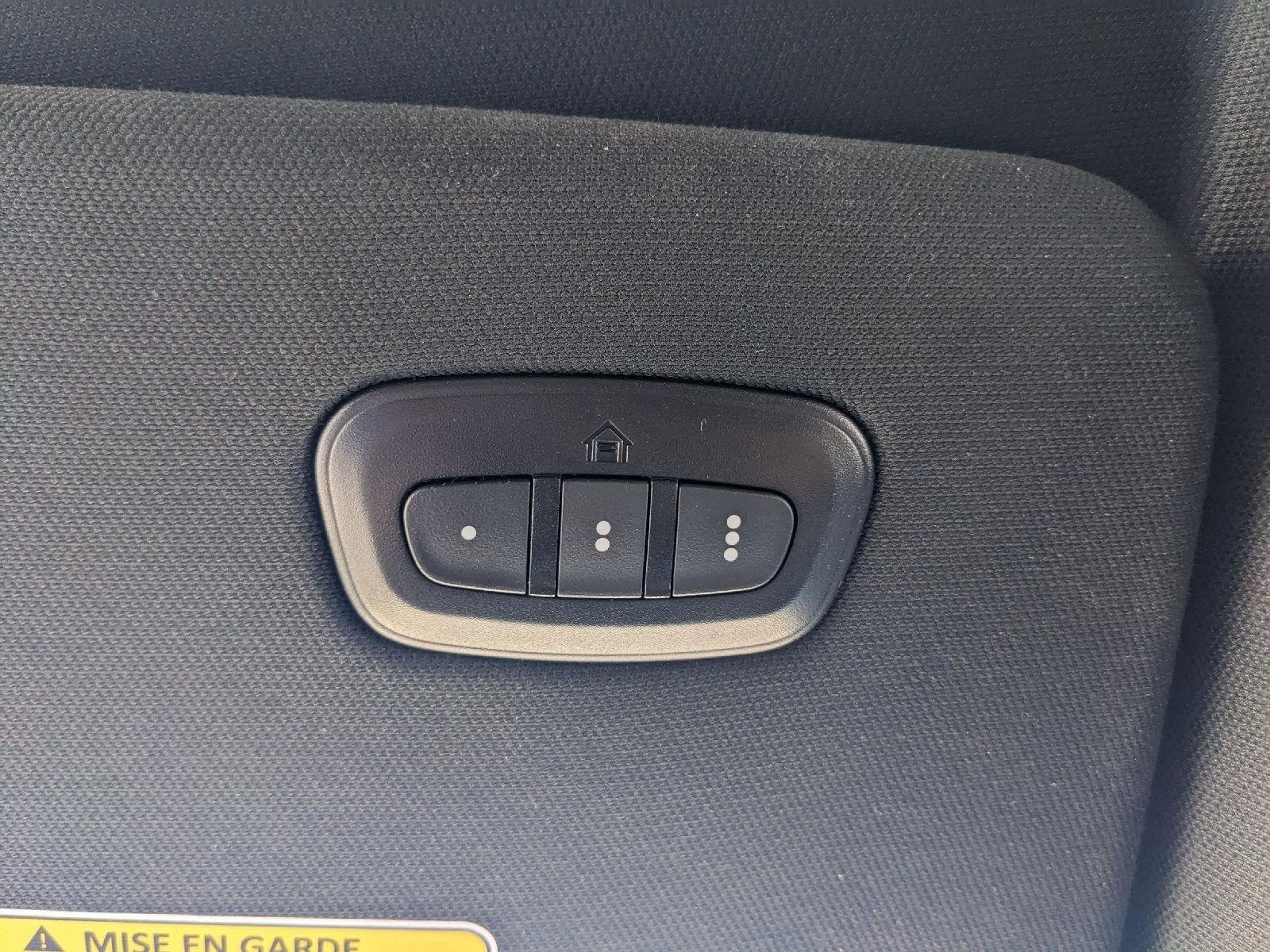 Used 2025 RAM 1500 Laramie AWD/4WD image 76