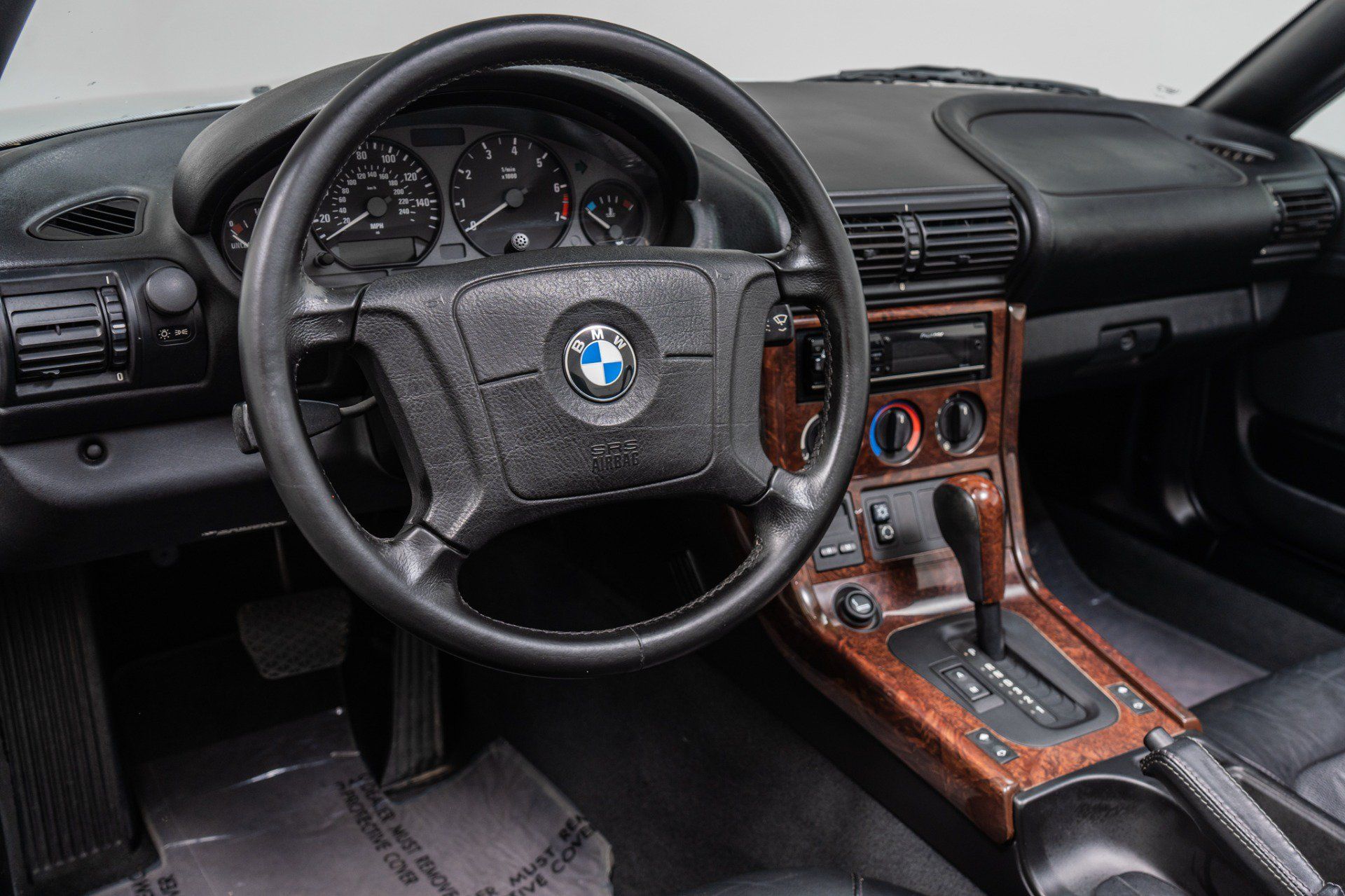 Used 1997 BMW Z3 2.8 RWD image 13