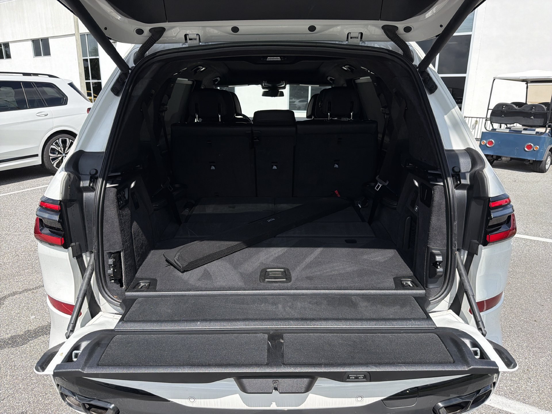 Certified 2026 BMW X7 M60i AWD/4WD image 12