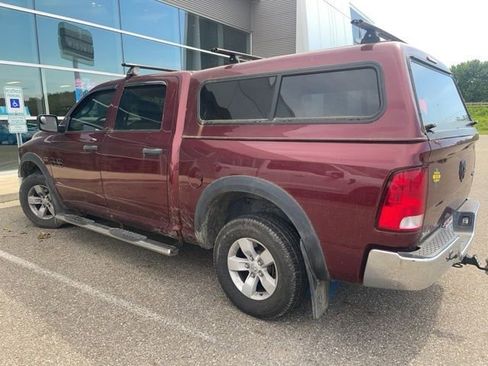 Used 2017 RAM 1500 ST w/ SXT Appearance Group AWD/4WD image 7