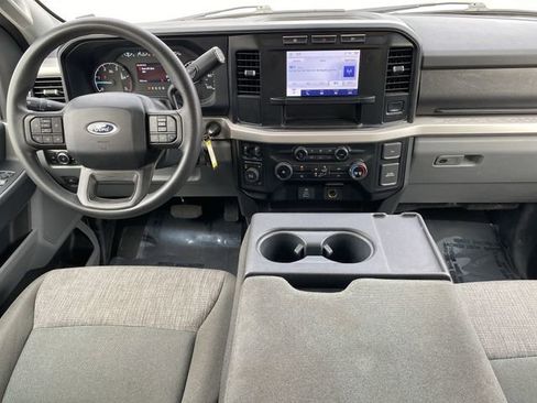 Used 2024 Ford F250 XLT image 14