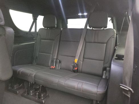 Used 2022 Chevrolet Suburban RST image 20