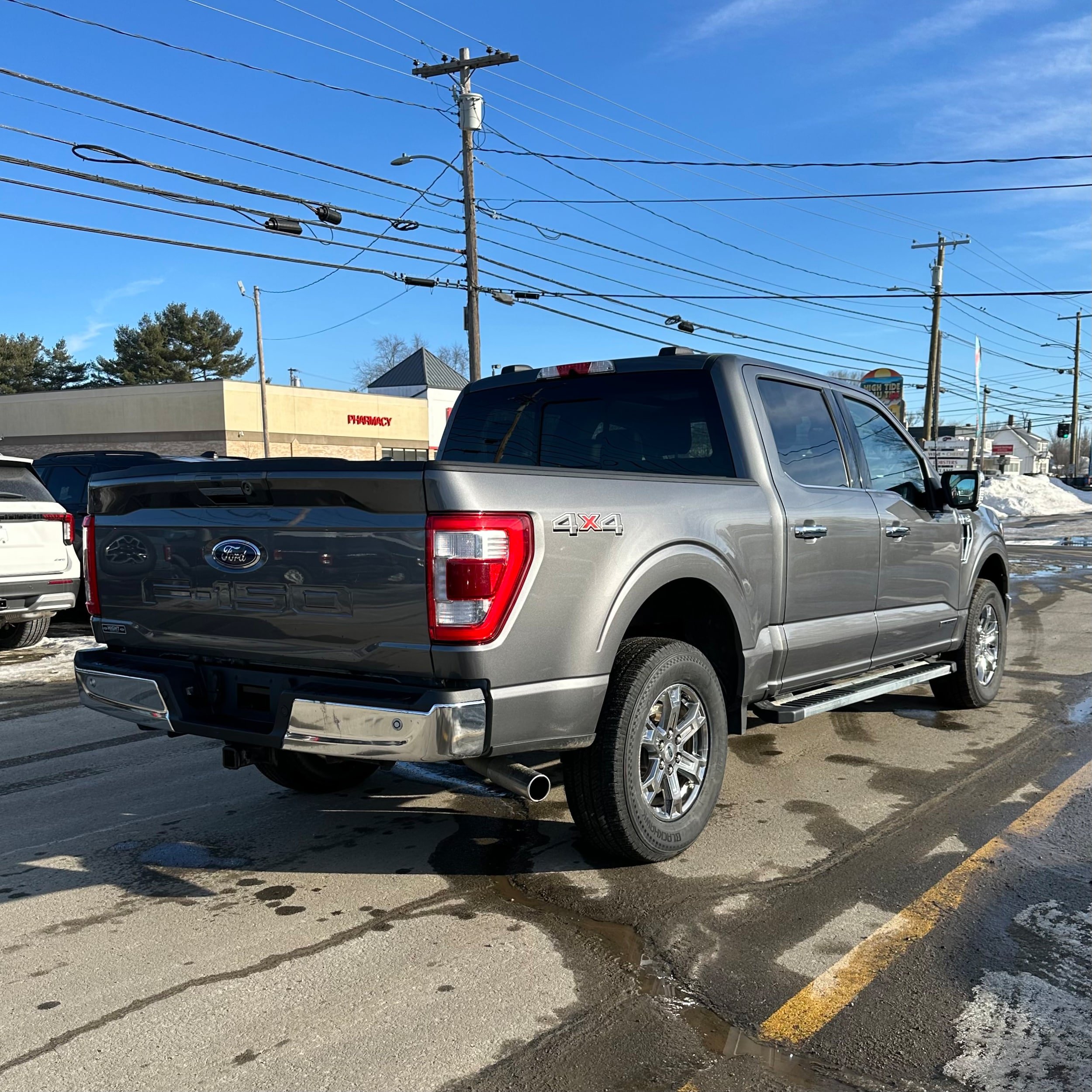 Used 2022 Ford F150 Lariat AWD/4WD image 3