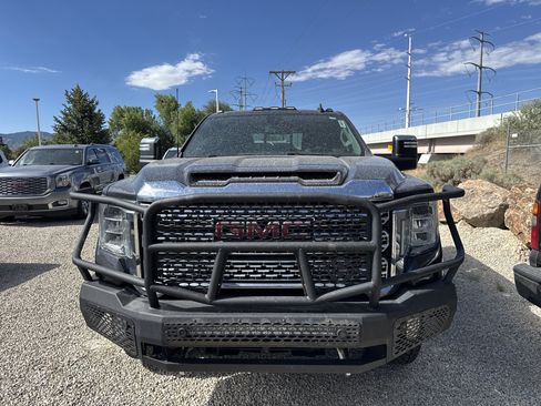 Used 2020 GMC Sierra 3500 Denali w/ Denali Ultimate Package AWD/4WD image 4