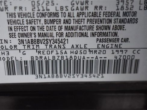 Used 2025 Nissan Sentra S image 32