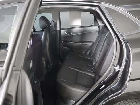 Used 2022 Hyundai Kona Limited w/ Cargo Package FWD image 31