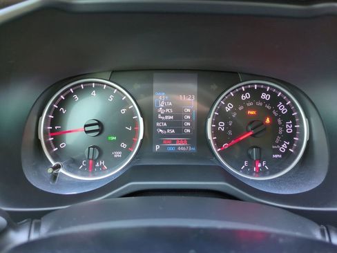 Used 2021 Toyota RAV4 XLE image 25