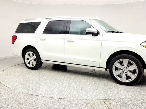 Used 2022 Ford Expedition Max Platinum image 3