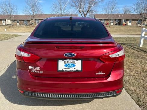 Used 2014 Ford Focus SE w/ Equipment Group 201A FWD image 6