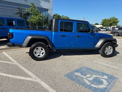 Used 2020 Jeep Gladiator Sport w/ Quick Order Package 24S AWD/4WD image 33