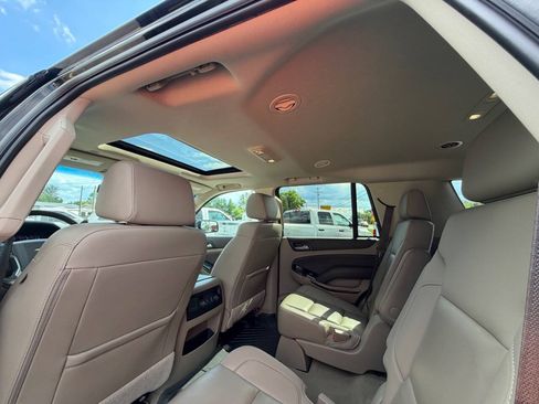 Used 2019 Chevrolet Tahoe LT w/ Luxury Package AWD/4WD image 20