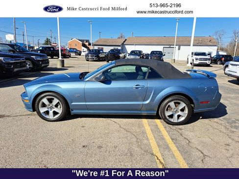 Used 2006 Ford Mustang GT image 2