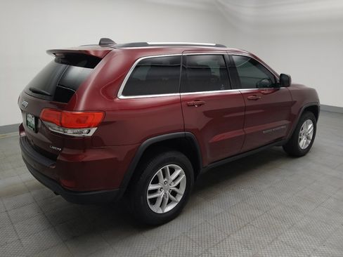 Used 2018 Jeep Grand Cherokee Laredo AWD/4WD image 10