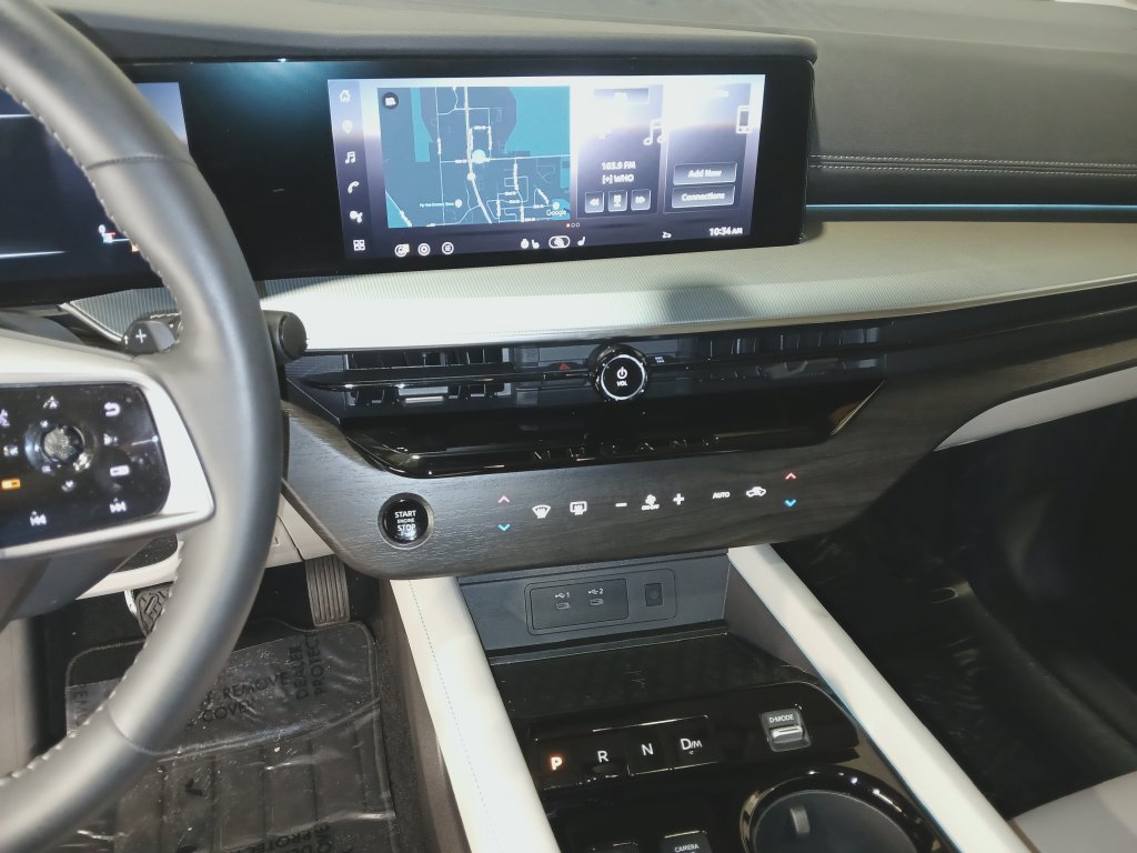 Certified 2025 Nissan Murano SL w/ Cargo Package AWD/4WD image 18