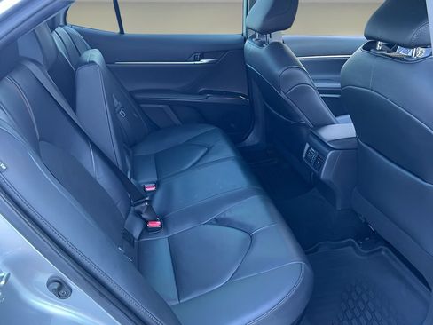 Certified 2020 Toyota Camry XLE FWD image 15