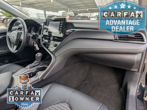 Used 2024 Toyota Camry SE FWD image 21