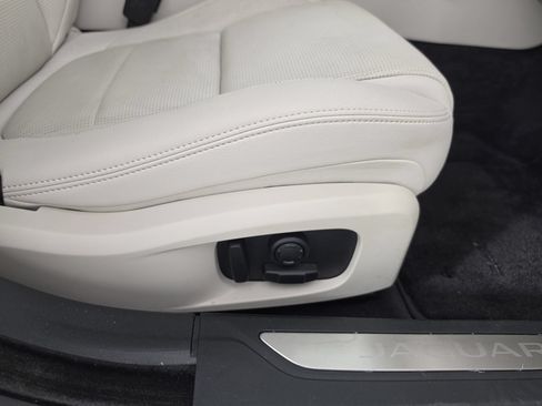 Used 2024 Jaguar XF R-Dynamic SE AWD/4WD image 48
