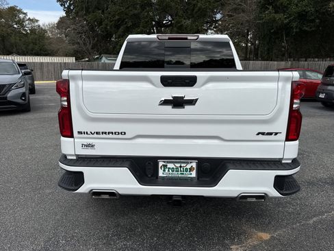 Used 2024 Chevrolet Silverado 1500 RST AWD/4WD image 4