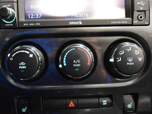 Used 2009 Dodge Challenger R/T RWD image 30