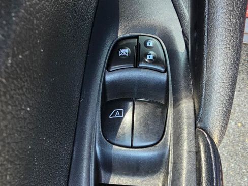 Used 2016 Nissan Rogue SL AWD/4WD image 30