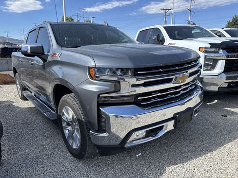 Used 2021 Chevrolet Silverado 1500 LTZ w/ Safety Package II AWD/4WD image 3