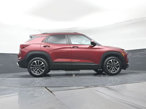 Used 2024 Chevrolet TrailBlazer LT image 31