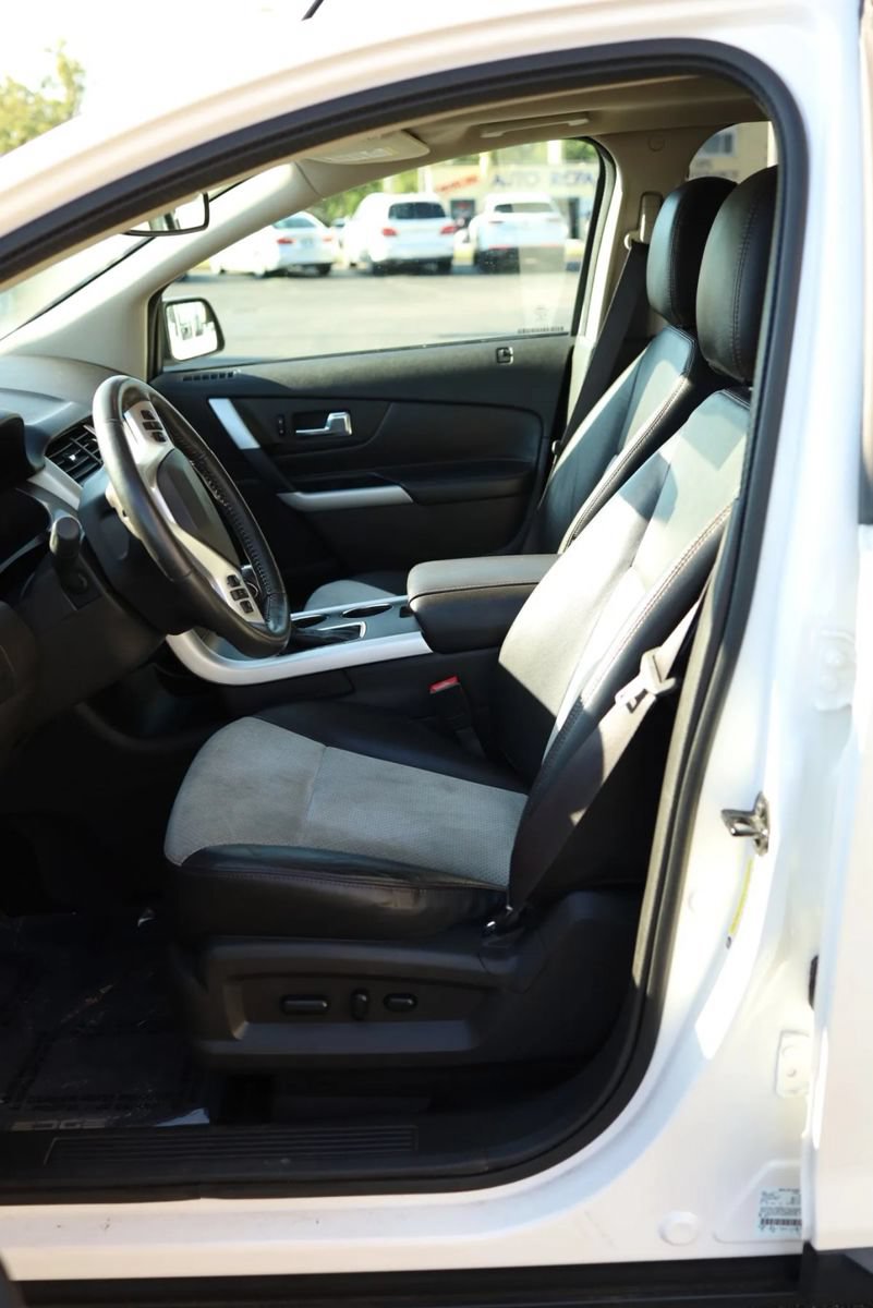Used 2014 Ford Edge SEL w/ Equipment Group 205A AWD/4WD image 9