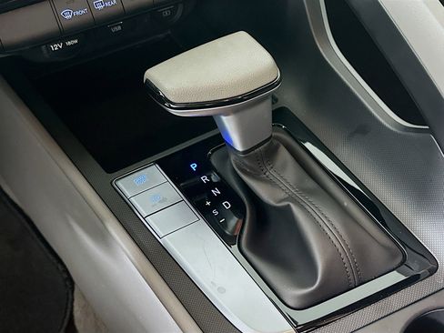 Used 2023 Hyundai Elantra SEL image 24