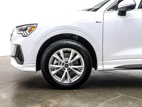 Used 2025 Audi Q3 2.0T Premium Plus w/ Premium Plus Package image 11